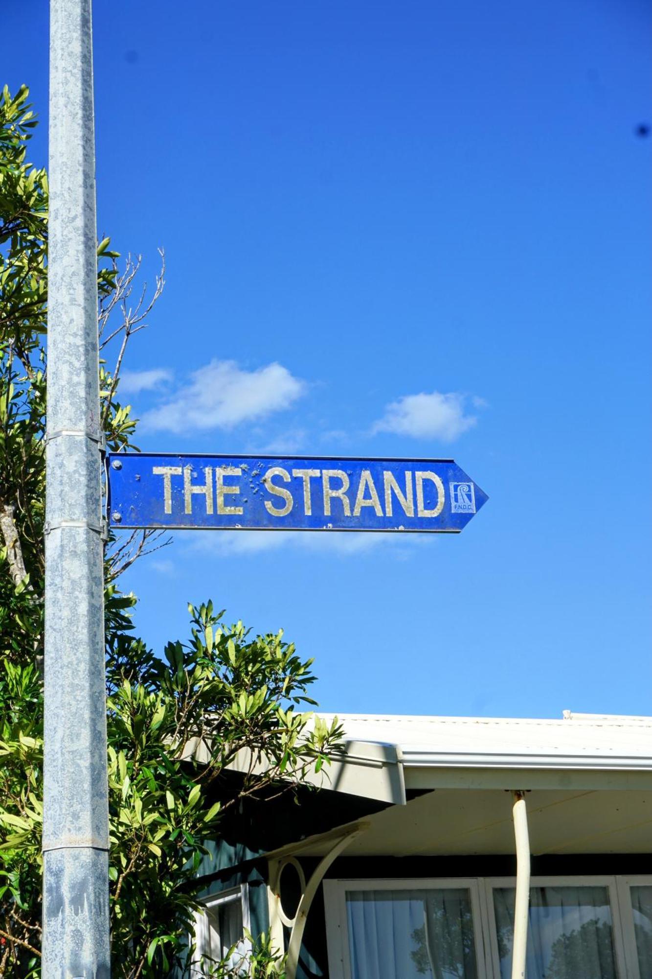 Last On The Strand, Russell - The Boathouse Экстерьер фото