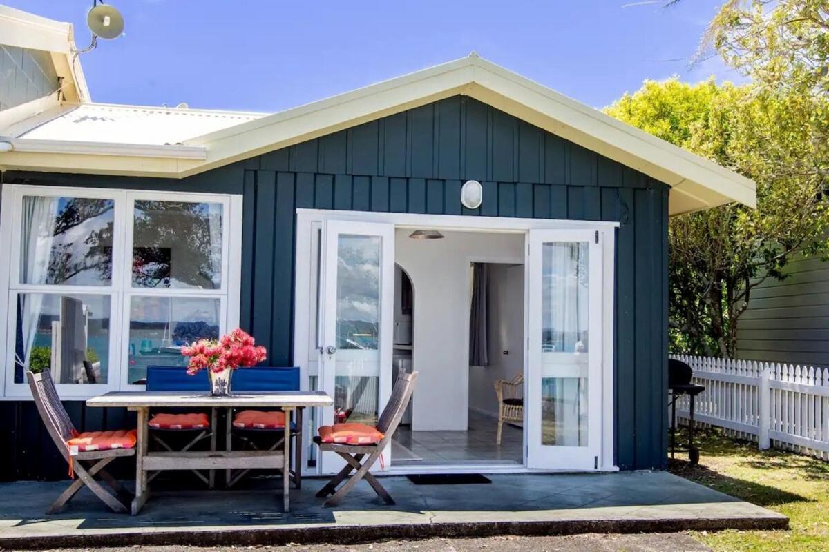 Last On The Strand, Russell - The Boathouse Экстерьер фото